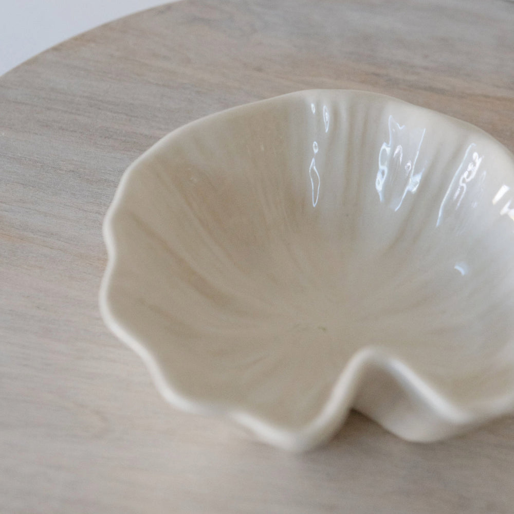 White Lilypad Ceramic Bowl